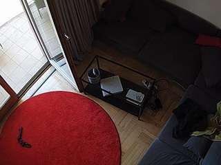 voyeurcam-julmodels-living-7
