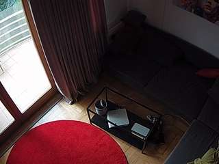 voyeurcam-julmodels-living-7