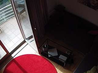 voyeurcam-julmodels-living-7