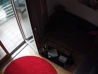 voyeurcam-julmodels-living-7