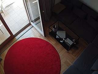 voyeurcam-julmodels-living-7