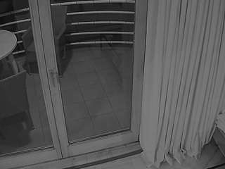 voyeurcam-julmodels-living-7