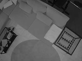 voyeurcam-julmodels-living-7