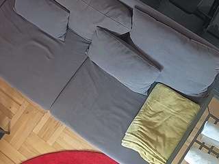 voyeurcam-julmodels-living-7