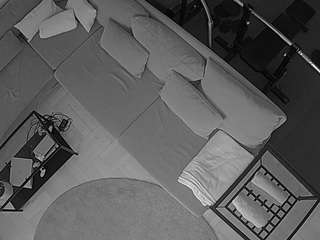 voyeurcam-julmodels-living-7