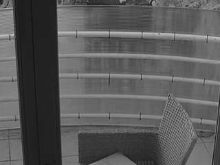 voyeurcam-julmodels-living-7