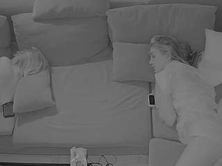 voyeurcam-julmodels-living-7 webcam model
