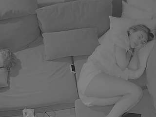 voyeurcam-julmodels-... webcam