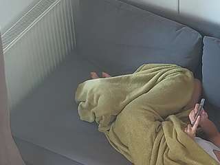 voyeurcam-julmodels-living-7