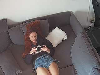 voyeurcam-julmodels-living-7