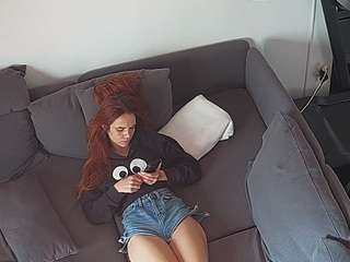 voyeurcam-julmodels-living-7