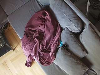 voyeurcam-julmodels-living-7