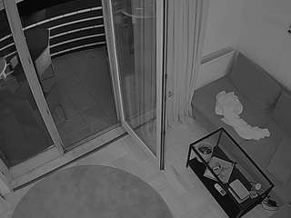 voyeurcam-julmodels-living-7