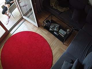 voyeurcam-julmodels-living-7