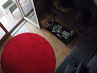voyeurcam-julmodels-living-7