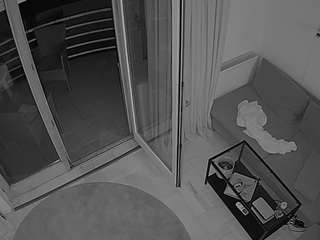 voyeurcam-julmodels-living-7