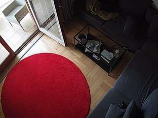 voyeurcam-julmodels-living-7