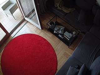 voyeurcam-julmodels-living-7