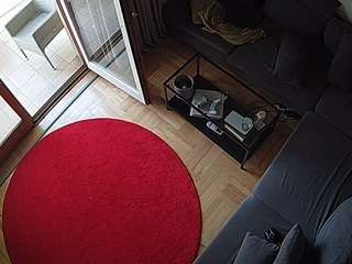 voyeurcam-julmodels-living-7