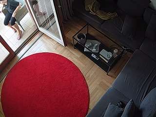 voyeurcam-julmodels-living-7