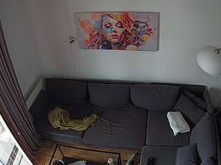 voyeurcam-julmodels-living-7