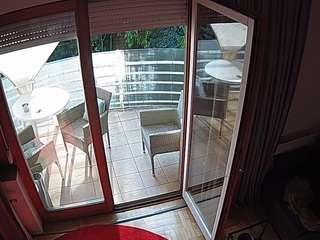 voyeurcam-julmodels-living-7