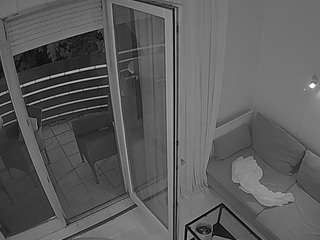 voyeurcam-julmodels-living-7