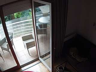 voyeurcam-julmodels-living-7
