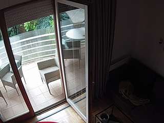 voyeurcam-julmodels-living-7