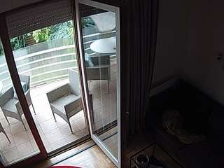 voyeurcam-julmodels-living-7