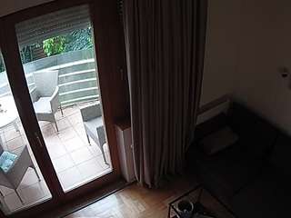 voyeurcam-julmodels-living-7