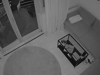 voyeurcam-julmodels-living-7