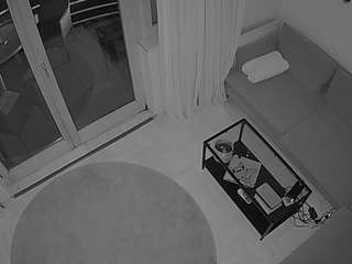 voyeurcam-julmodels-living-7