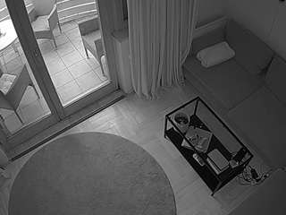 voyeurcam-julmodels-living-7