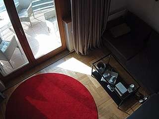 voyeurcam-julmodels-living-7