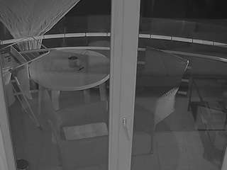 voyeurcam-julmodels-living-7