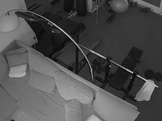 voyeurcam-julmodels-living-7