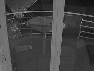 voyeurcam-julmodels-living-7