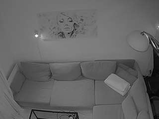 voyeurcam-julmodels-living-7