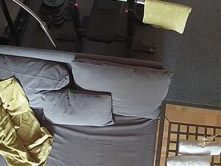 voyeurcam-julmodels-living-7