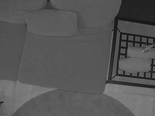 voyeurcam-julmodels-living-7