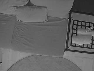 voyeurcam-julmodels-living-7