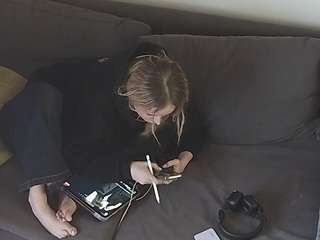 voyeurcam-julmodels-living-7