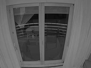 voyeurcam-julmodels-living-7