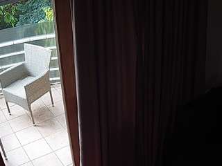 voyeurcam-julmodels-living-7