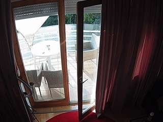 voyeurcam-julmodels-... webcam