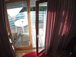 voyeurcam-julmodels-living-7