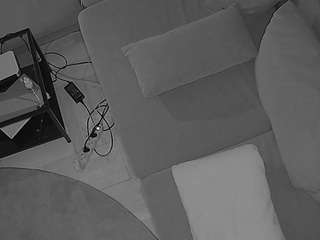 voyeurcam-julmodels-living-7