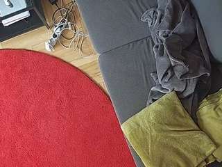 voyeurcam-julmodels-living-7