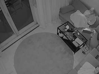 voyeurcam-julmodels-living-7